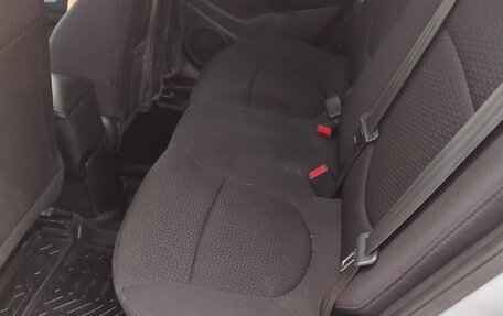 KIA Rio III рестайлинг, 2013 год, 920 000 рублей, 11 фотография
