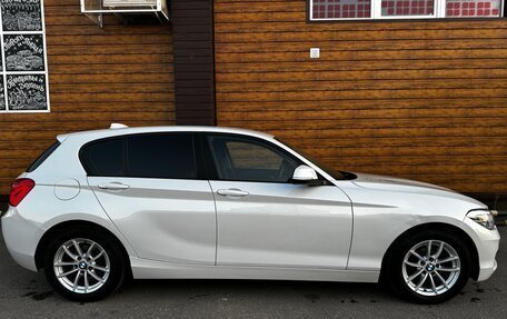 BMW 1 серия, 2018 год, 1 790 000 рублей, 14 фотография