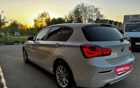 BMW 1 серия, 2018 год, 1 790 000 рублей, 10 фотография
