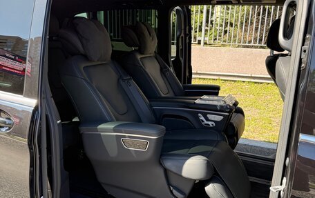 Mercedes-Benz V-Класс, 2024 год, 14 650 000 рублей, 5 фотография