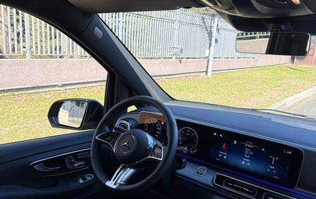 Mercedes-Benz V-Класс, 2024 год, 14 650 000 рублей, 8 фотография