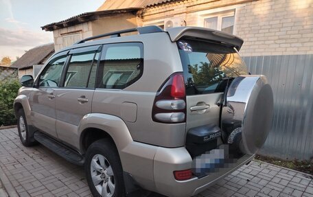 Toyota Land Cruiser Prado 120 рестайлинг, 2003 год, 2 150 000 рублей, 2 фотография
