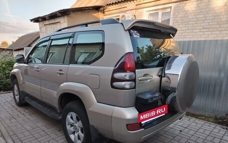 Toyota Land Cruiser Prado 120 рестайлинг, 2003 год, 2 150 000 рублей, 4 фотография