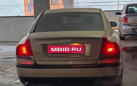 Volvo S60 III, 2004 год, 305 000 рублей, 1 фотография