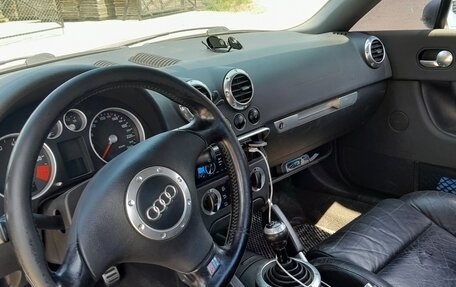 Audi TT, 1999 год, 550 000 рублей, 10 фотография