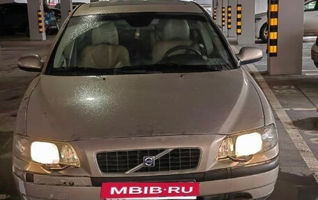 Volvo S60 III, 2004 год, 305 000 рублей, 2 фотография