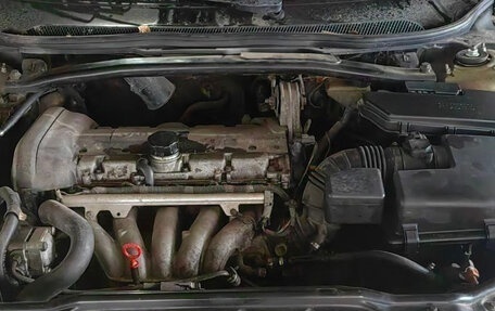 Volvo S60 III, 2004 год, 305 000 рублей, 6 фотография