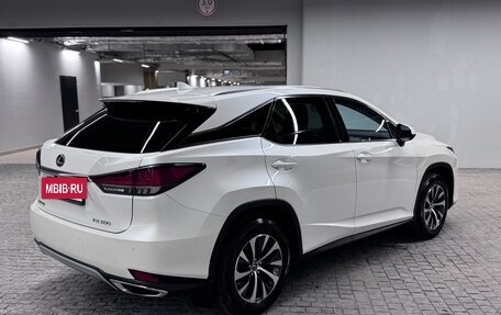 Lexus RX IV рестайлинг, 2020 год, 5 300 000 рублей, 4 фотография
