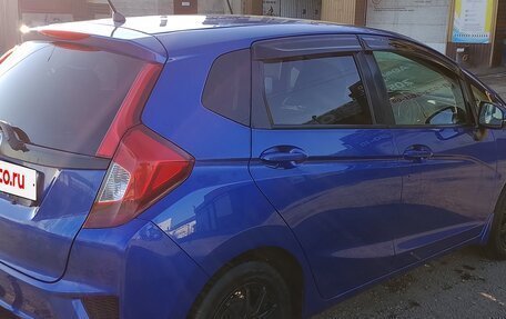 Honda Fit III, 2013 год, 990 000 рублей, 5 фотография