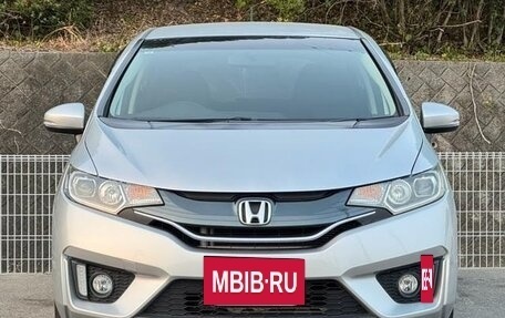 Honda Fit III, 2013 год, 650 888 рублей, 2 фотография