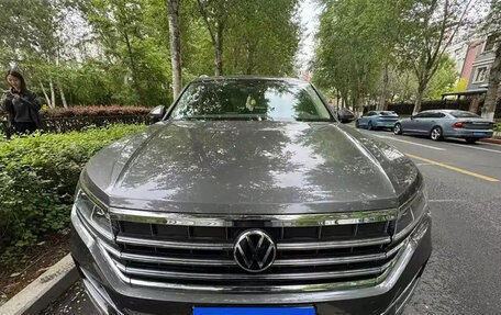 Volkswagen Touareg III, 2021 год, 3 800 000 рублей, 3 фотография