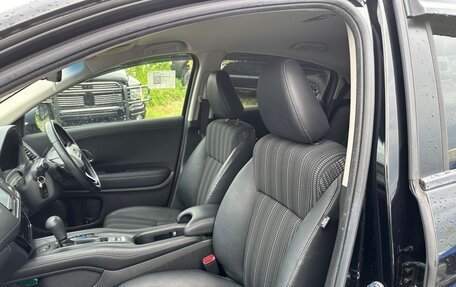 Honda Vezel, 2016 год, 1 900 000 рублей, 30 фотография