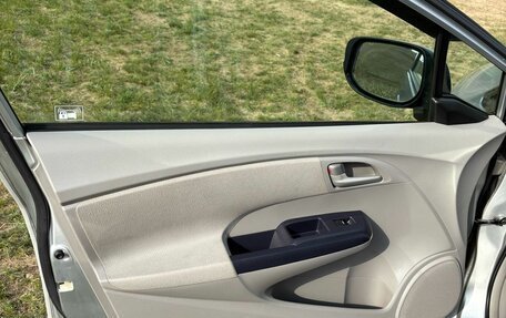 Honda Insight II рестайлинг, 2009 год, 799 000 рублей, 11 фотография