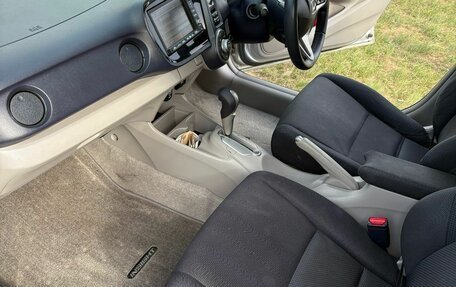 Honda Insight II рестайлинг, 2009 год, 799 000 рублей, 12 фотография