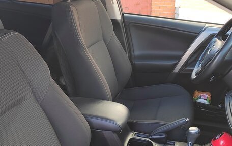 Toyota RAV4, 2018 год, 3 150 000 рублей, 6 фотография