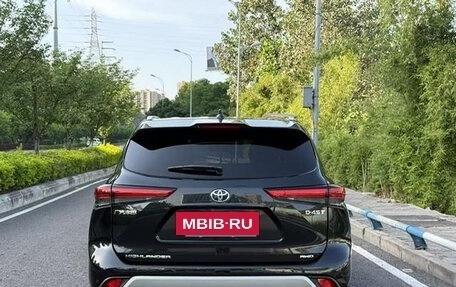 Toyota Highlander, 2022 год, 3 090 000 рублей, 6 фотография