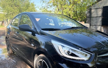 Hyundai Solaris II рестайлинг, 2014 год, 785 000 рублей, 2 фотография