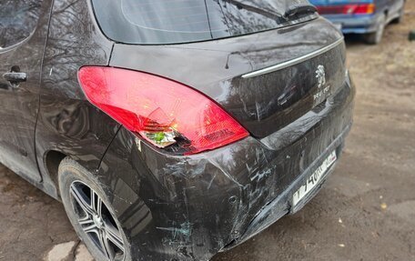 Peugeot 308 II, 2011 год, 310 000 рублей, 4 фотография