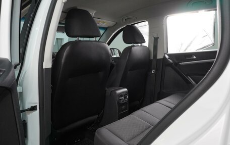 Volkswagen Tiguan I, 2015 год, 1 734 000 рублей, 11 фотография