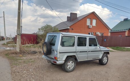 Mercedes-Benz G-Класс W463 рестайлинг _ii, 1989 год, 700 000 рублей, 2 фотография