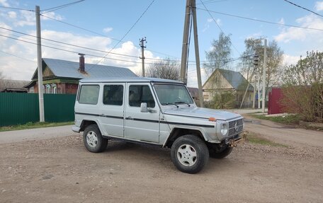 Mercedes-Benz G-Класс W463 рестайлинг _ii, 1989 год, 700 000 рублей, 3 фотография