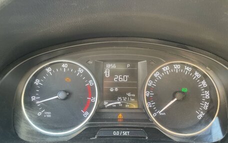 Skoda Rapid I, 2015 год, 800 000 рублей, 4 фотография