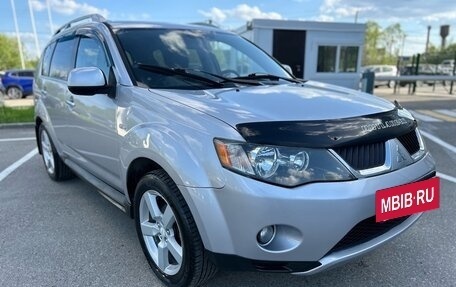 Mitsubishi Outlander III рестайлинг 3, 2008 год, 999 000 рублей, 3 фотография