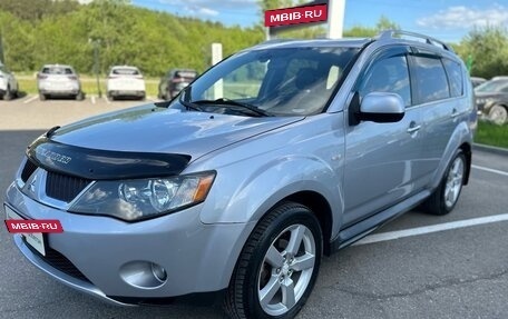 Mitsubishi Outlander III рестайлинг 3, 2008 год, 999 000 рублей, 5 фотография