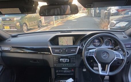 Mercedes-Benz E-Класс, 2013 год, 1 390 000 рублей, 20 фотография