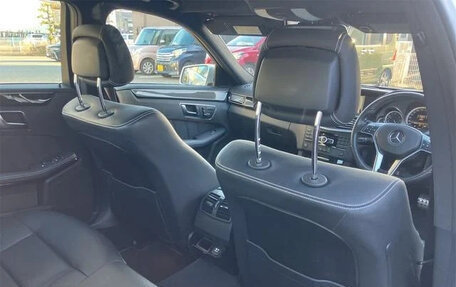 Mercedes-Benz E-Класс, 2013 год, 1 390 000 рублей, 19 фотография