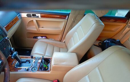 Volkswagen Touareg III, 2007 год, 1 200 000 рублей, 4 фотография