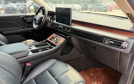 Lincoln Aviator II, 2021 год, 3 900 900 рублей, 11 фотография