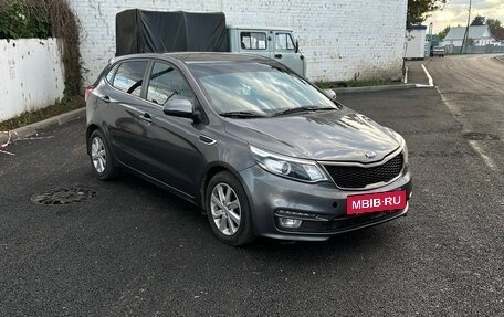 KIA Rio III рестайлинг, 2015 год, 720 000 рублей, 2 фотография