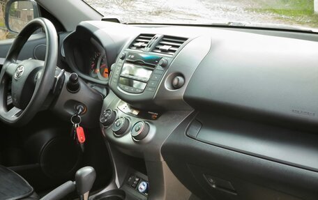 Toyota RAV4, 2010 год, 1 299 000 рублей, 10 фотография