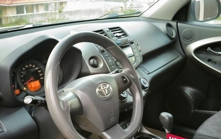 Toyota RAV4, 2010 год, 1 299 000 рублей, 9 фотография