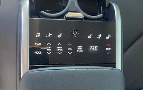 Toyota Camry, 2021 год, 3 950 000 рублей, 14 фотография