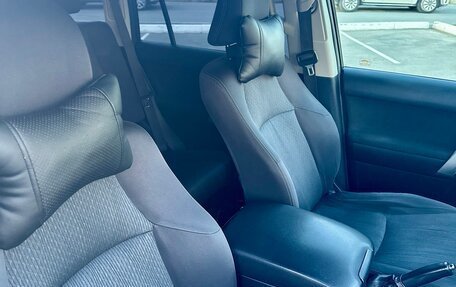 Toyota Land Cruiser Prado 150 рестайлинг 2, 2018 год, 3 600 000 рублей, 13 фотография