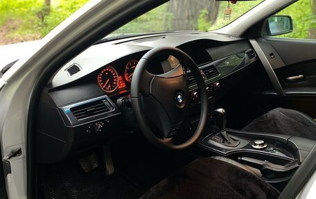 BMW 5 серия, 2003 год, 970 000 рублей, 8 фотография