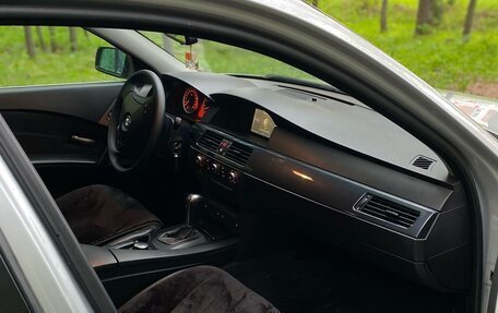 BMW 5 серия, 2003 год, 970 000 рублей, 9 фотография