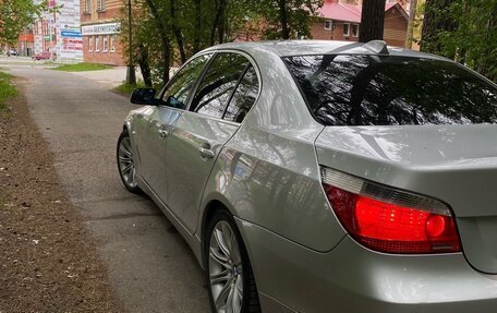 BMW 5 серия, 2003 год, 970 000 рублей, 6 фотография