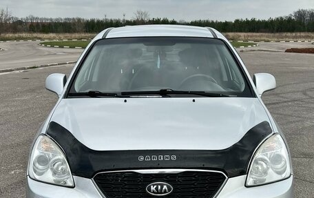 KIA Carens III (RP), 2011 год, 615 000 рублей, 1 фотография
