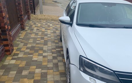 Volkswagen Jetta VI, 2016 год, 940 000 рублей, 1 фотография