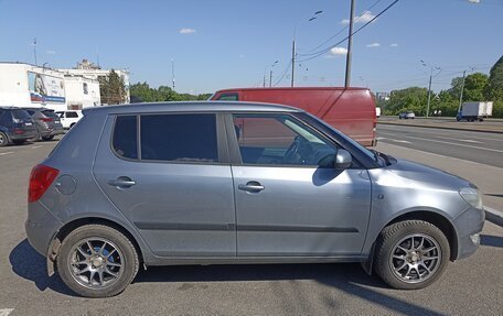 Skoda Fabia II, 2013 год, 935 000 рублей, 4 фотография