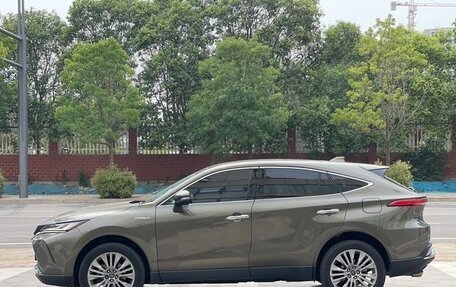 Toyota Harrier, 2022 год, 2 950 100 рублей, 4 фотография