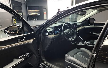 KIA K5, 2020 год, 2 250 000 рублей, 15 фотография