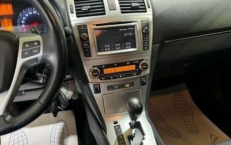 Toyota Avensis III рестайлинг, 2012 год, 1 100 000 рублей, 23 фотография