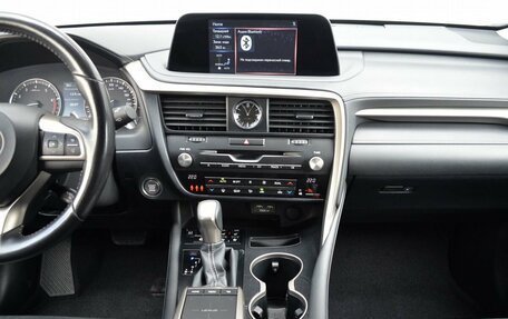 Lexus RX IV рестайлинг, 2021 год, 5 090 000 рублей, 14 фотография