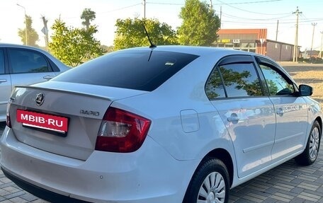 Skoda Rapid I, 2015 год, 690 000 рублей, 5 фотография