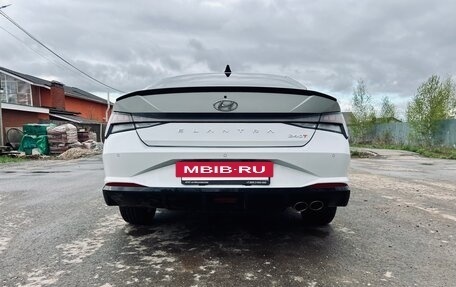 Hyundai Elantra, 2023 год, 2 100 000 рублей, 10 фотография