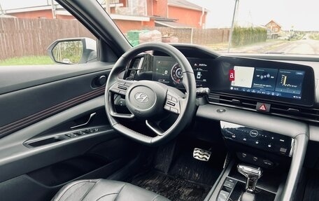 Hyundai Elantra, 2023 год, 2 100 000 рублей, 15 фотография